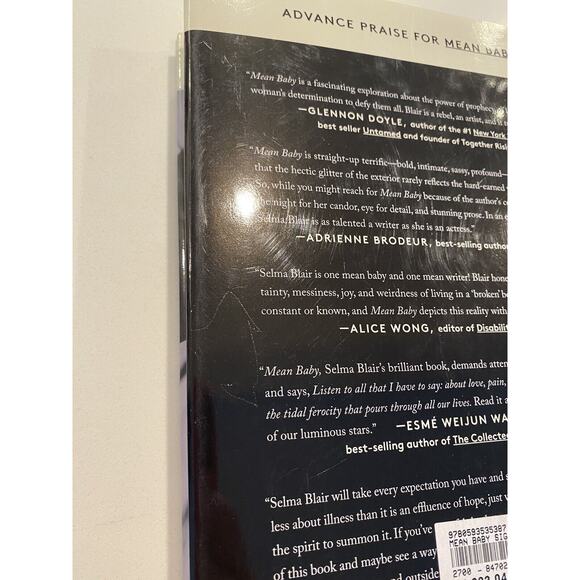 Autographed Selma Blair SIGNED Book Mean Baby: A Memoir of Growing Up Autograph - Picture 5 of 7
